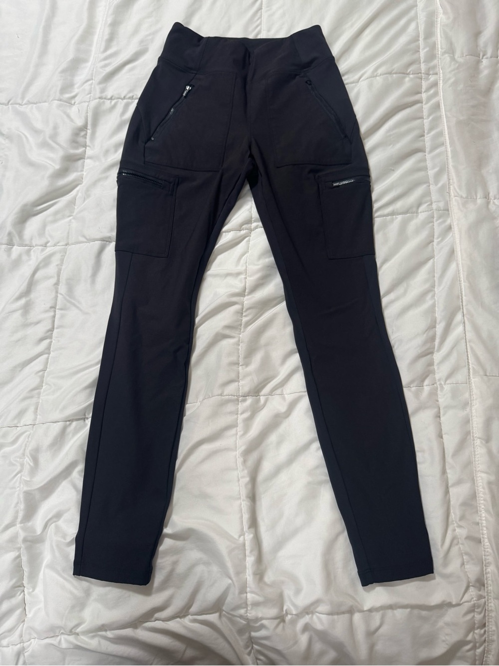 Athleta headlands hybrid cargo leggings